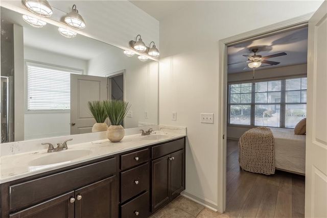 6020 Harbour Mist Drive, Flowery Branch, GA 30542