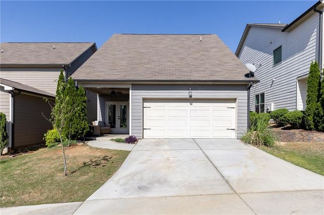 6020 Harbour Mist Drive, Flowery Branch, GA 30542