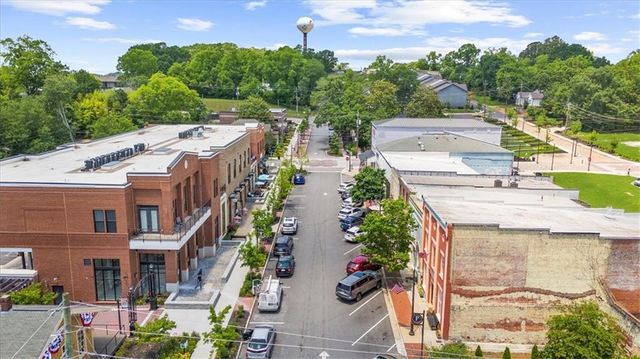 6020 Harbour Mist Drive, Flowery Branch, GA 30542