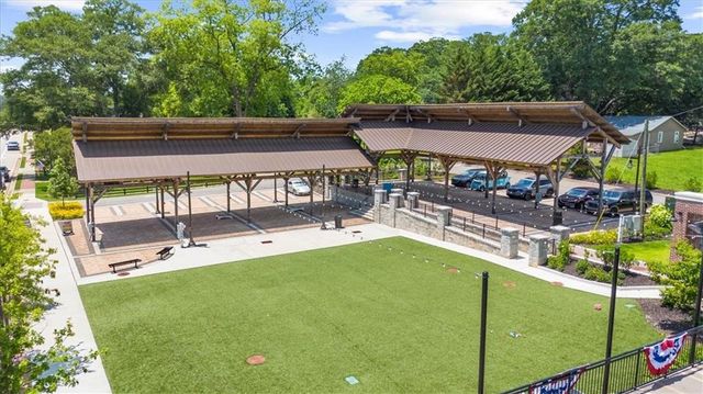 6020 Harbour Mist Drive, Flowery Branch, GA 30542