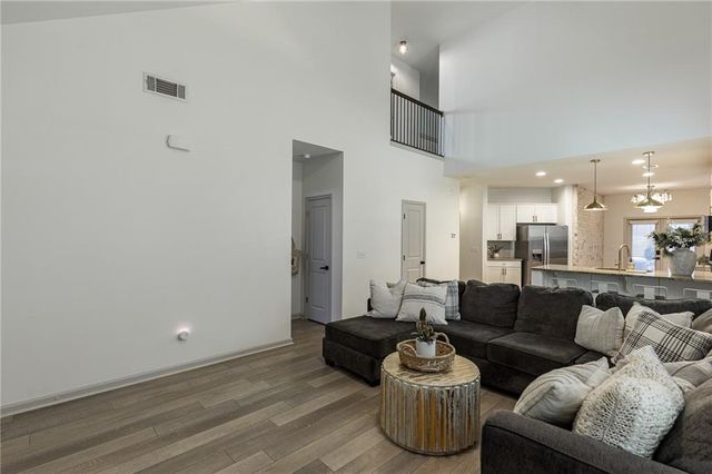 6020 Harbour Mist Drive, Flowery Branch, GA 30542