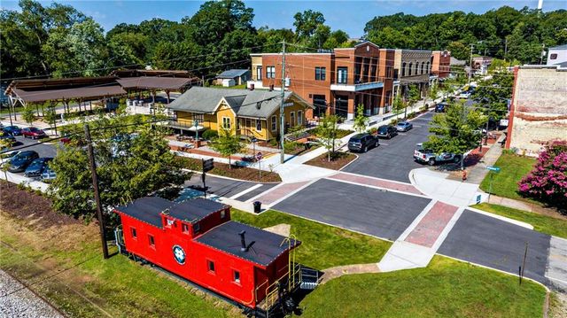 6020 Harbour Mist Drive, Flowery Branch, GA 30542