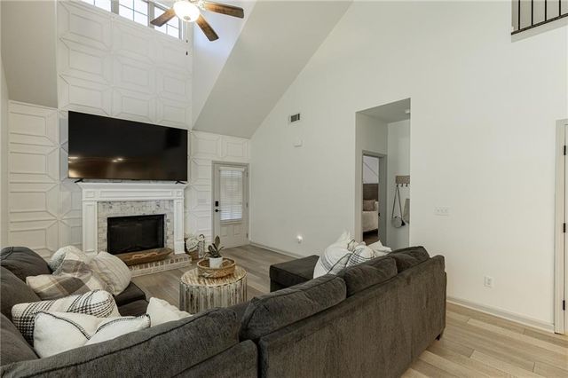 6020 Harbour Mist Drive, Flowery Branch, GA 30542