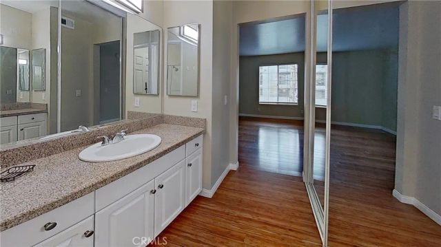 5535 Canoga 236, Woodland Hills, CA 91367