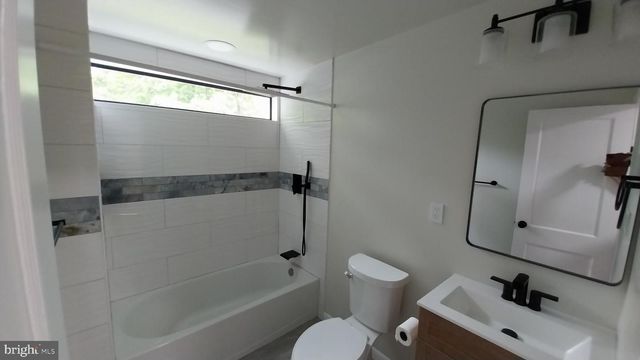 6711 SWARTHMORE DR, Alexandria, VA 22307