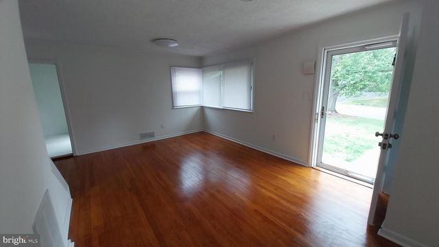 6711 SWARTHMORE DR, Alexandria, VA 22307