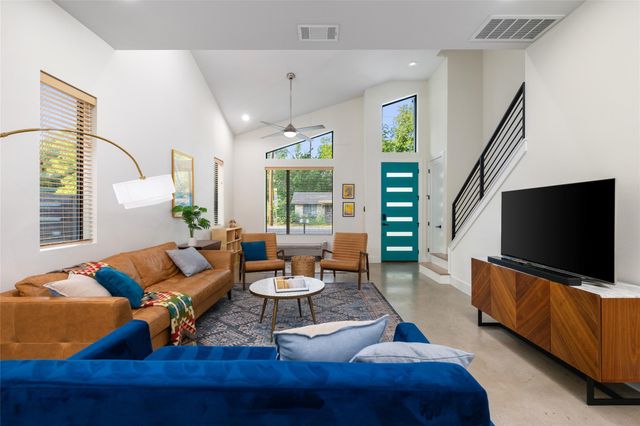 1615 Holly ST 1, Austin, TX 78702