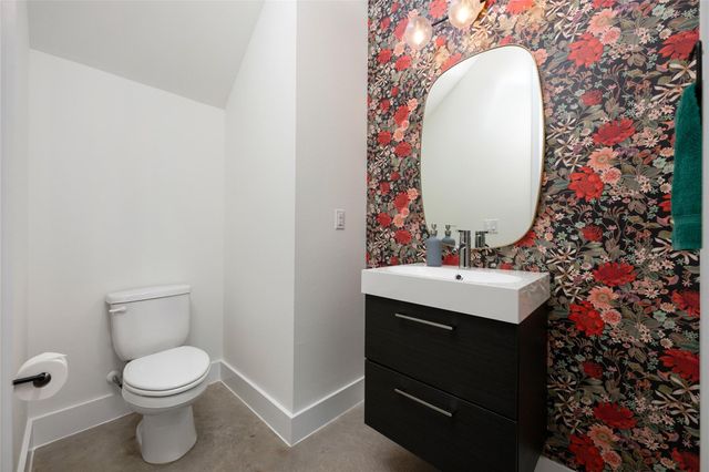 1615 Holly ST 1, Austin, TX 78702