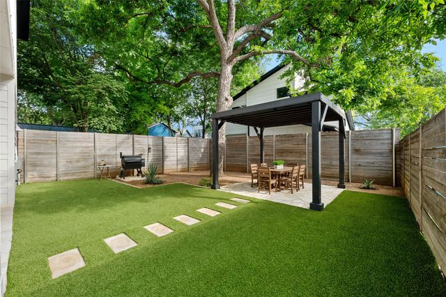 1615 Holly ST 1, Austin, TX 78702