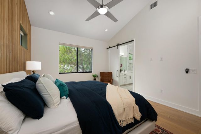 1615 Holly ST 1, Austin, TX 78702