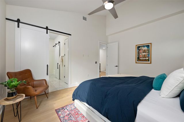 1615 Holly ST 1, Austin, TX 78702