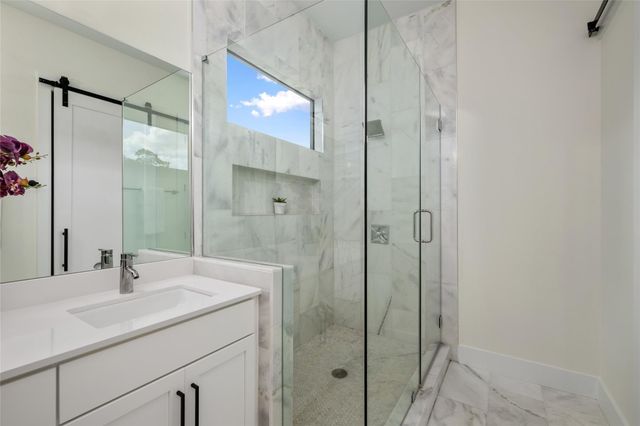 1615 Holly ST 1, Austin, TX 78702