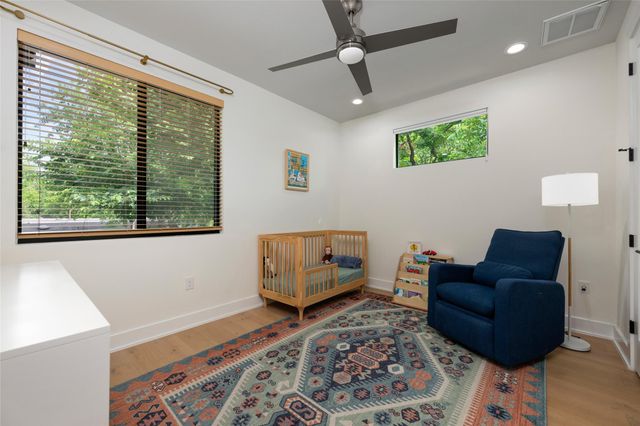 1615 Holly ST 1, Austin, TX 78702