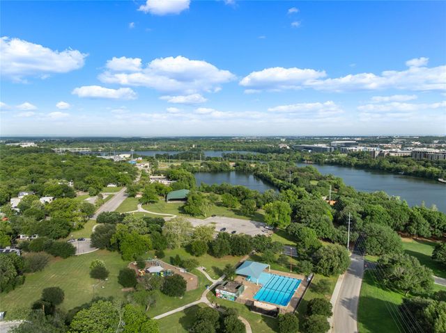 1615 Holly ST 1, Austin, TX 78702