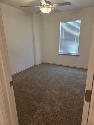 8121 E County Rd 115, Midland, TX 79706