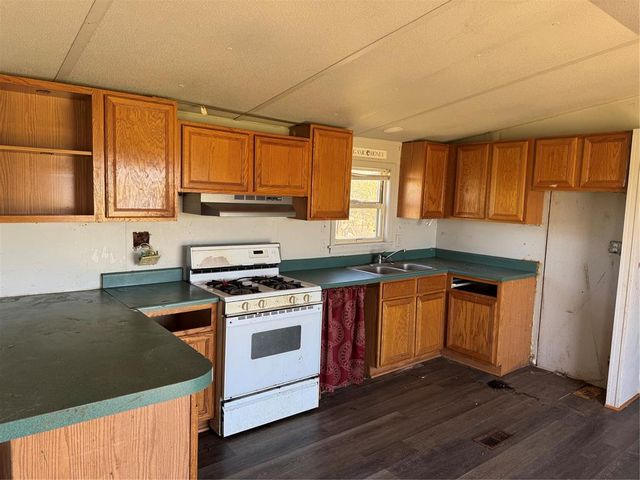 20322 Running Horse Road, Tecumseh, OK 74873