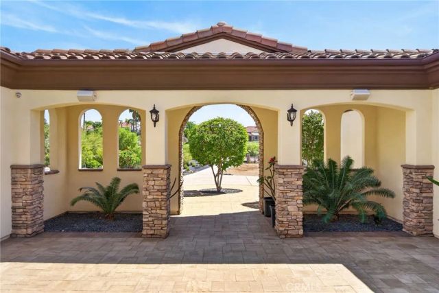 6355 Cresthaven, Riverside, CA 92506