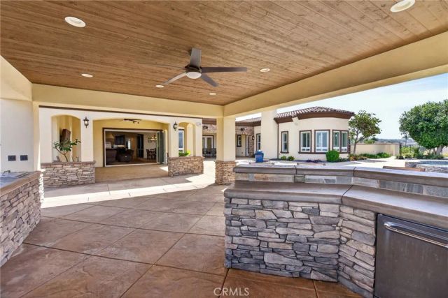 6355 Cresthaven, Riverside, CA 92506