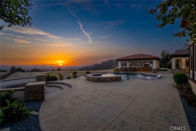 6355 Cresthaven, Riverside, CA 92506