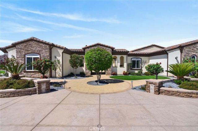 6355 Cresthaven, Riverside, CA 92506