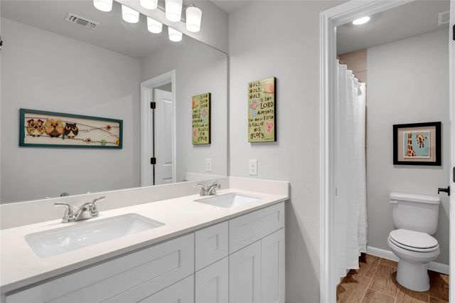 121 Woods Edge LN, Georgetown, TX 78628