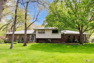 26339 S Woodlawn Avenue, Crete, IL 60417