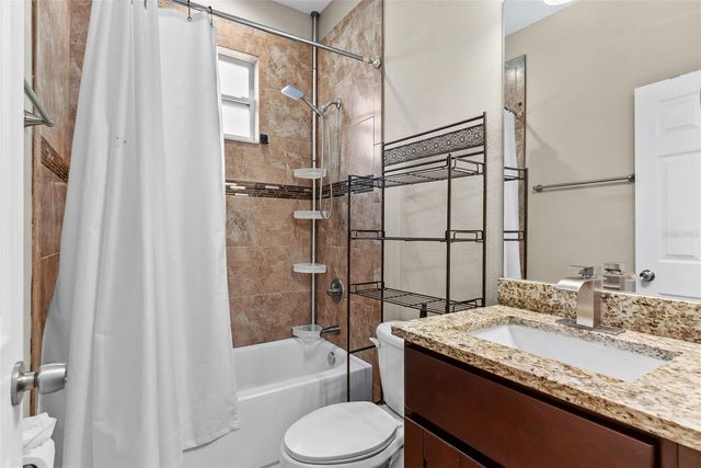 6804 N HIMES AVENUE, Tampa, FL 33614