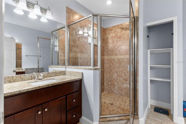 6804 N HIMES AVENUE, Tampa, FL 33614