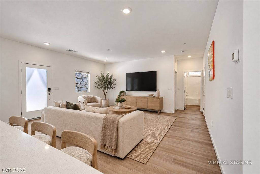 881 Regent Terrace Lane, Las Vegas, NV 89138 — photo 4