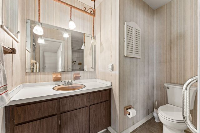 2118 W Palma Circle, West Palm Beach, FL 33415