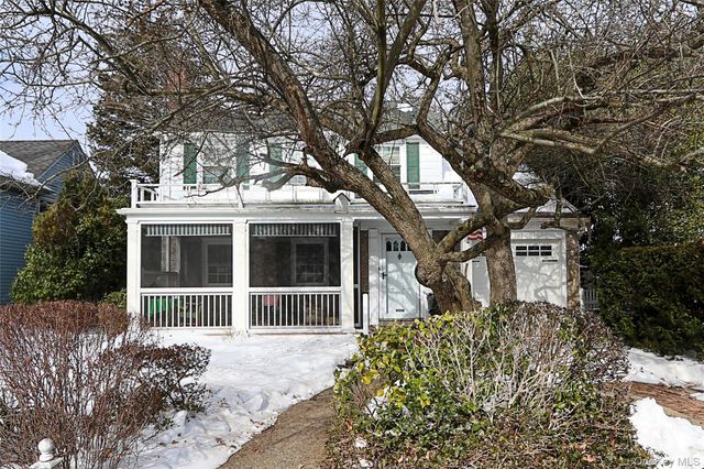 2926 Davis Street, Oceanside, NY 11572