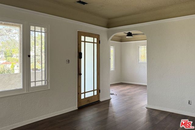 1401 Dartmouth Drive, Glendale, CA 91205