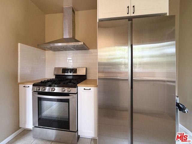 1401 Dartmouth Drive, Glendale, CA 91205