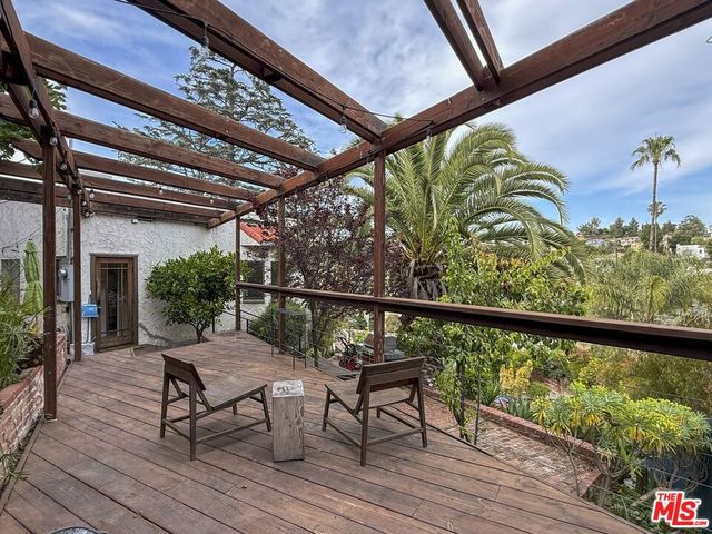 1401 Dartmouth Drive, Glendale, CA 91205