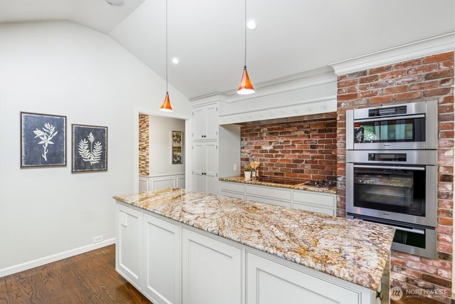 2109 38th Avenue E, Seattle, WA 98112