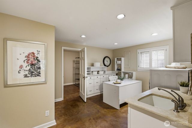 2109 38th Avenue E, Seattle, WA 98112