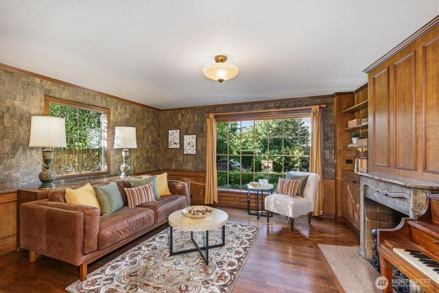 2109 38th Avenue E, Seattle, WA 98112
