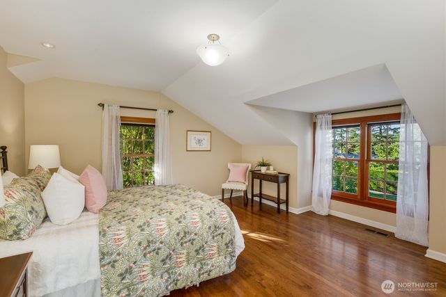 2109 38th Avenue E, Seattle, WA 98112