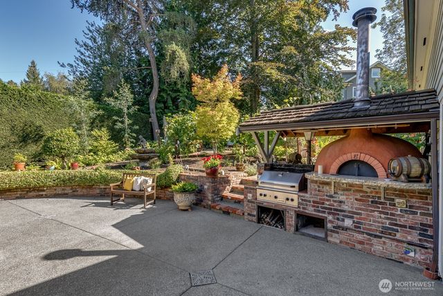2109 38th Avenue E, Seattle, WA 98112