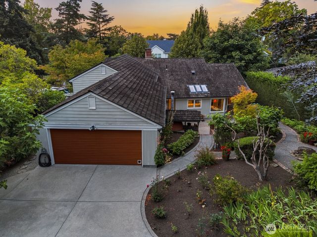 2109 38th Avenue E, Seattle, WA 98112