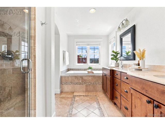 3226 Wyandot St, Denver, CO 80211