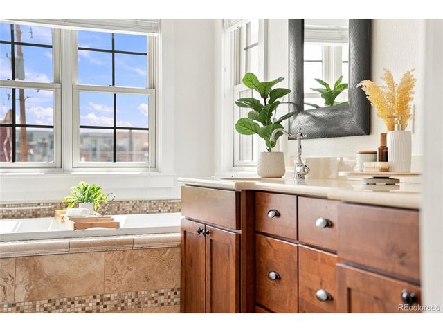 3226 Wyandot St, Denver, CO 80211