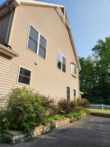 64 East Faville Avenue, Manheim, NY 13329