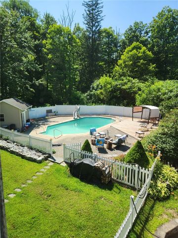 64 East Faville Avenue, Manheim, NY 13329