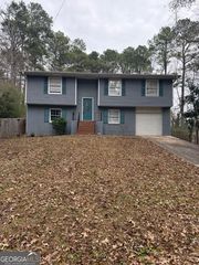 657 Overlook Court, Jonesboro, GA 30238