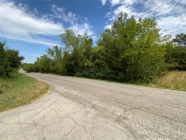 Park Street SE, Ardmore, OK 73401