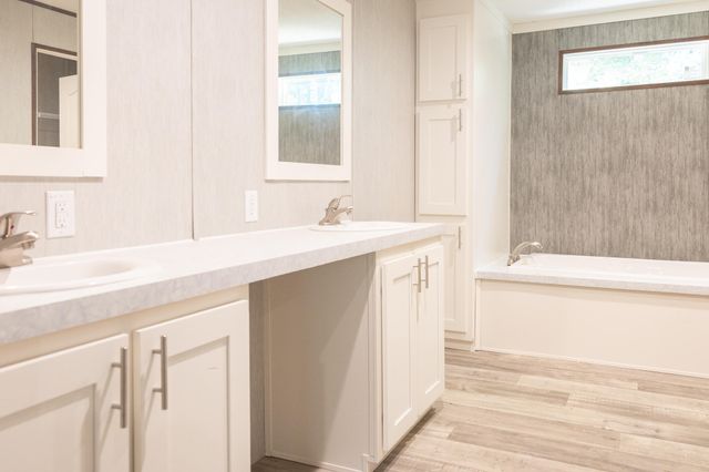 1325 Roach Hollow Road, Ringgold, GA 30736