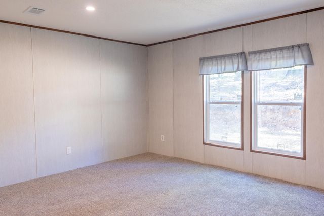 1325 Roach Hollow Road, Ringgold, GA 30736