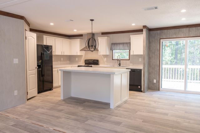 1325 Roach Hollow Road, Ringgold, GA 30736