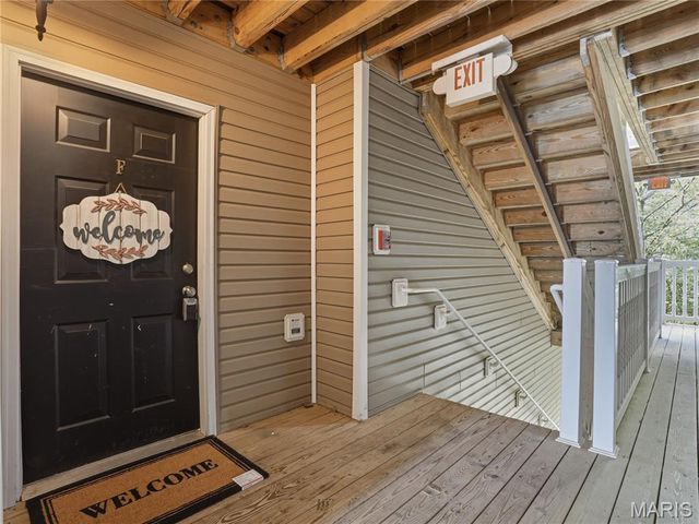 9744 Bexley Station Drive 8F, Affton, MO 63123